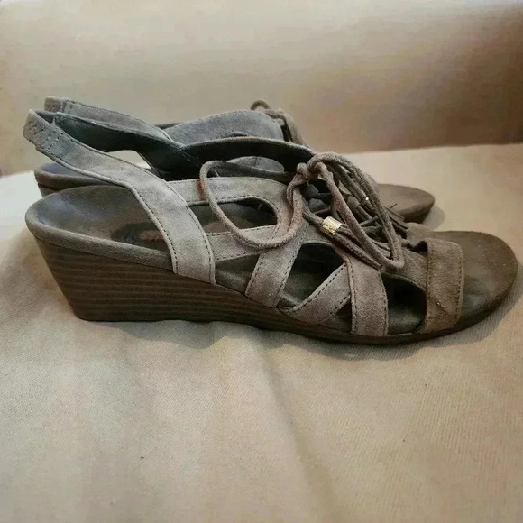 Vionic Kalie Wedge Sandal with Fringe Brown Greige Size 7 - Picture 5 of 7